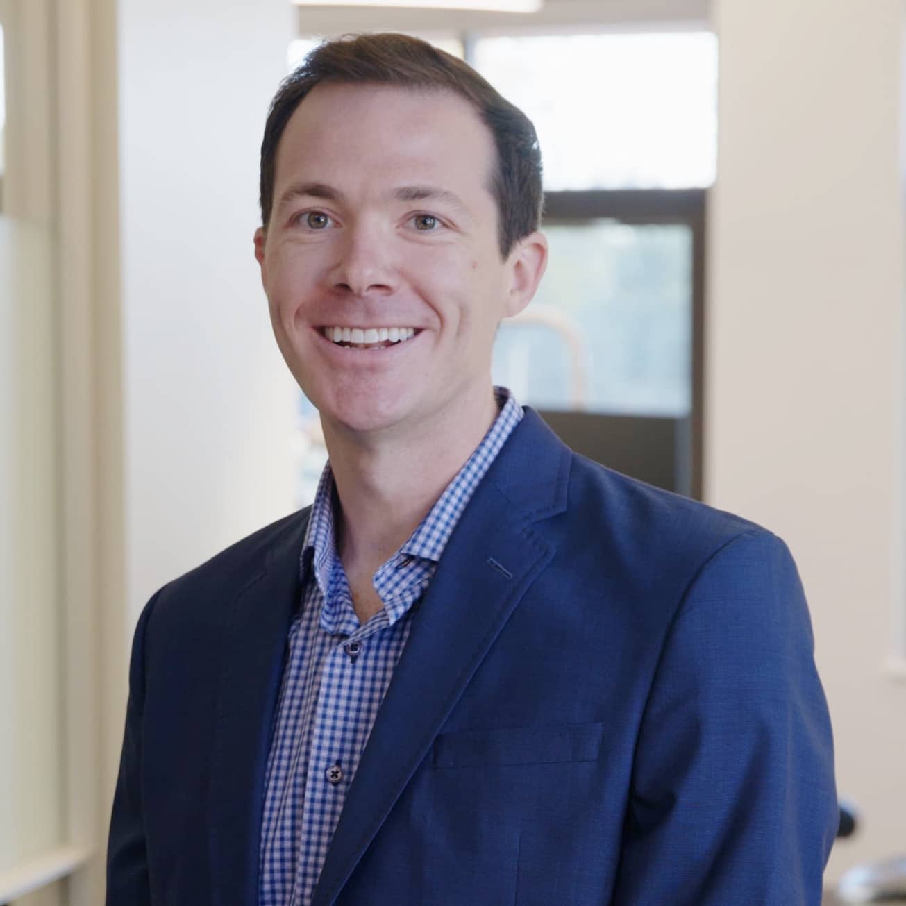 Dr. Adam Hoxie headshot