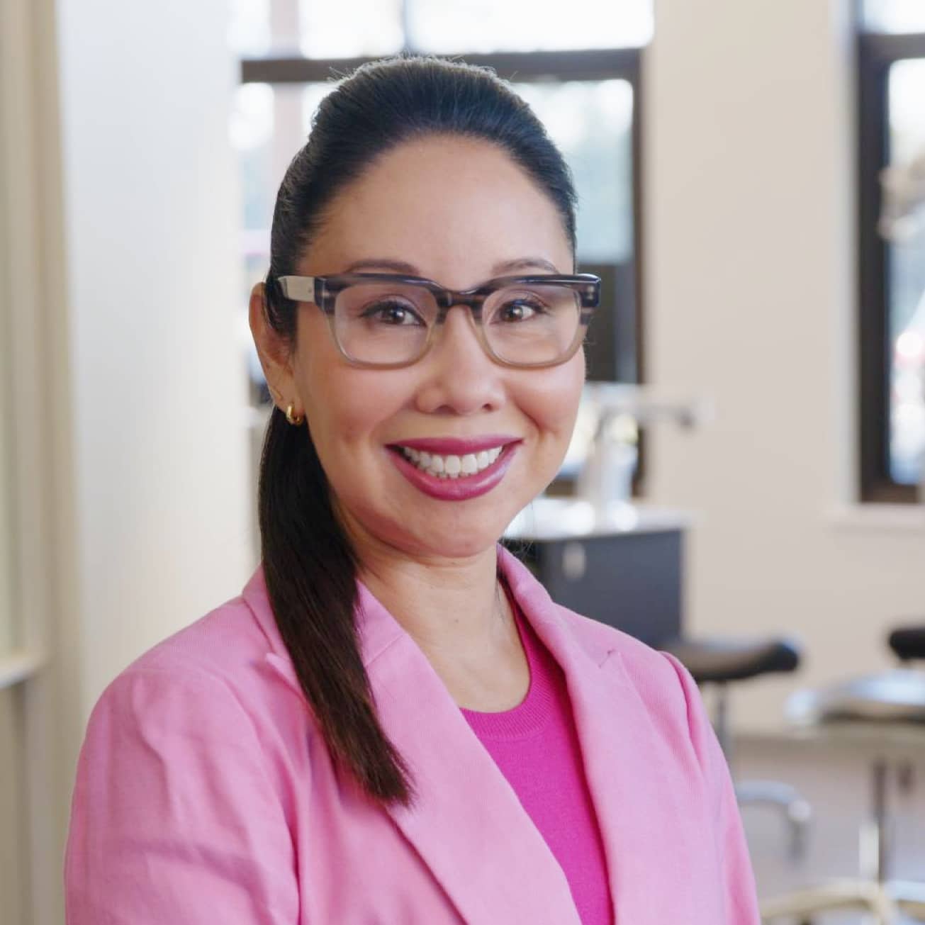 Dr. Tiffany Waki headshot